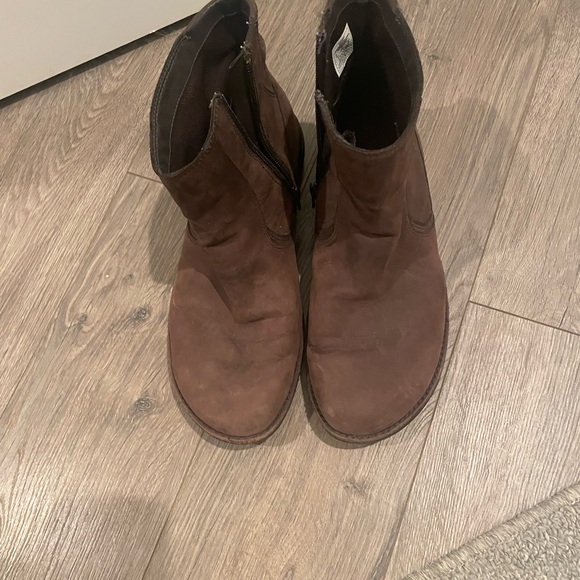 Merrell Captiva Mid Waterproof Boot - Picture 2 of 6